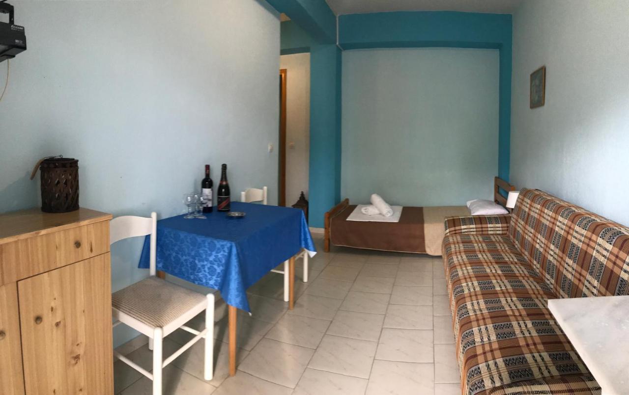 Rena Apartments Asprovalta Bagian luar foto